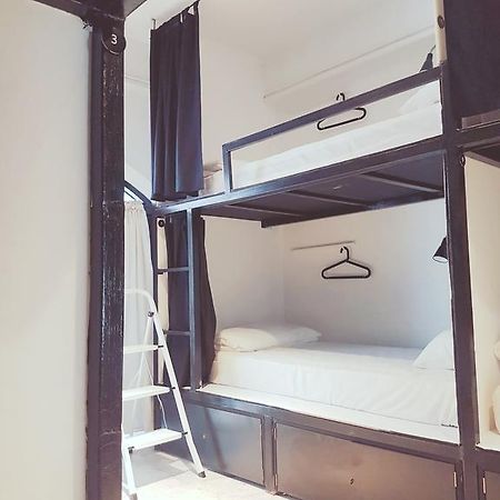 Seek Sleep Hostel กรุงเทพมหานคร ห้อง รูปภาพ